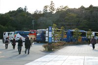 Medium_02　バス用p3駐車場